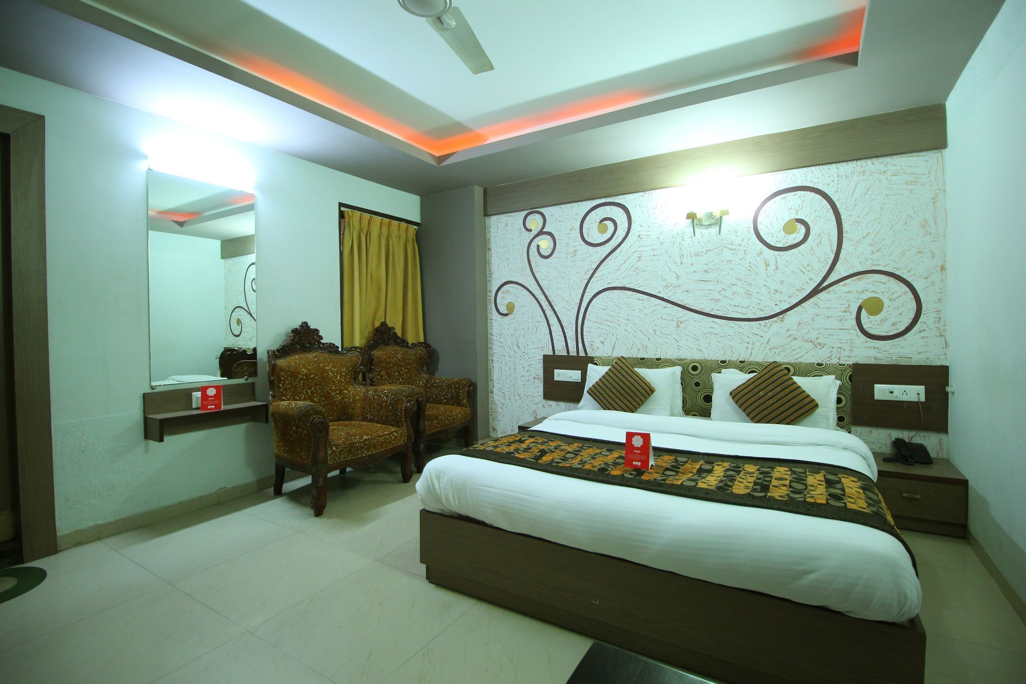 Oyo 4161 Hotel Shailly Inn Ahmadabad Zewnętrze zdjęcie