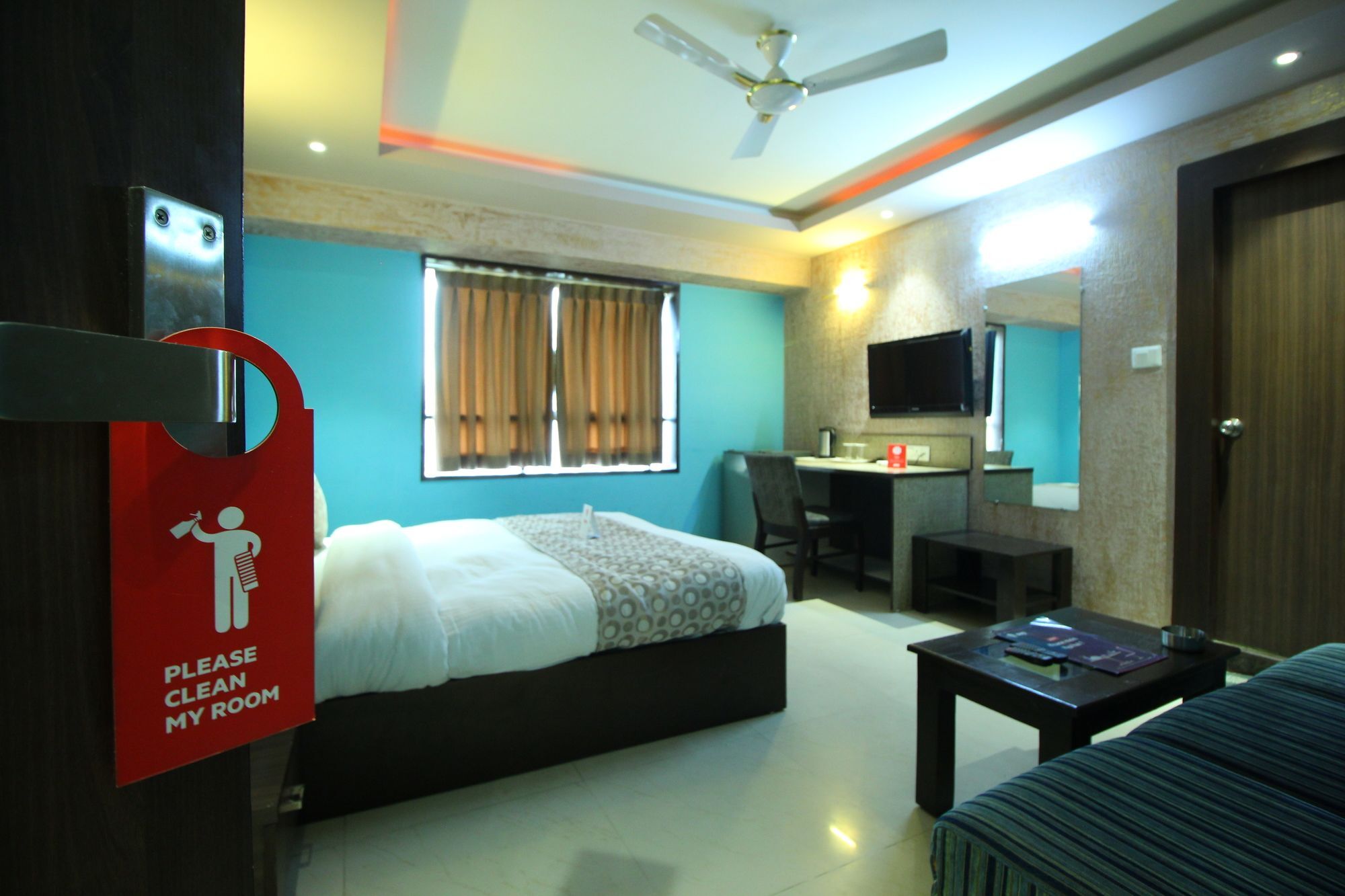 Oyo 4161 Hotel Shailly Inn Ahmadabad Zewnętrze zdjęcie