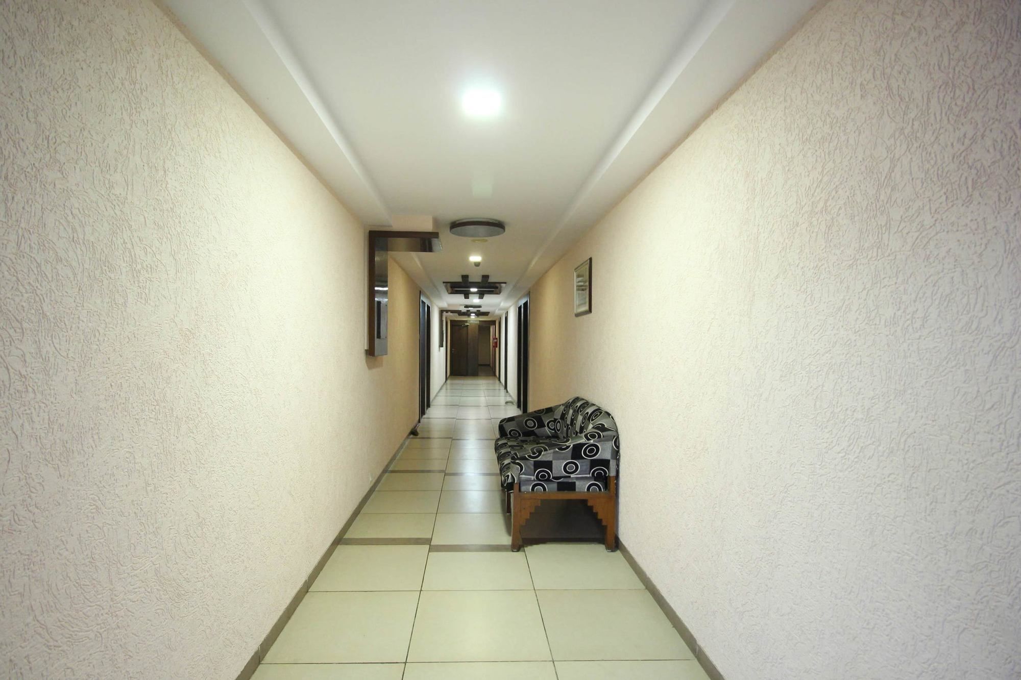 Oyo 4161 Hotel Shailly Inn Ahmadabad Zewnętrze zdjęcie