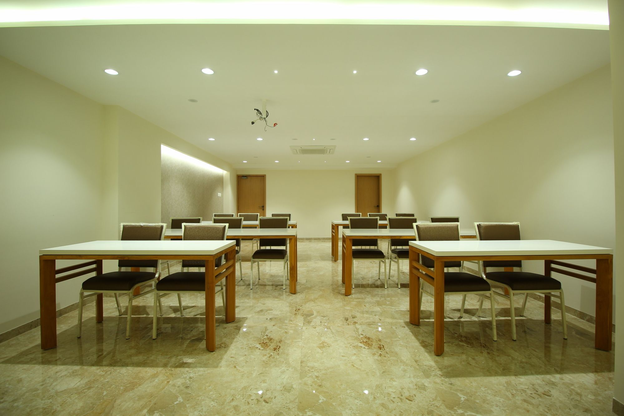 Oyo 4161 Hotel Shailly Inn Ahmadabad Zewnętrze zdjęcie